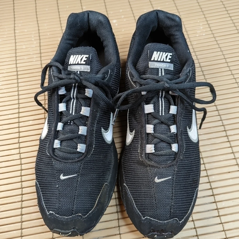 Nike Air Max Torch 3 Black White. Men's sz 13. 25.6pm